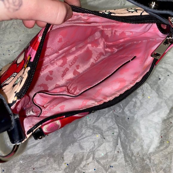 Betty Boop Red Shoulder Bag - Picture 3 of 3